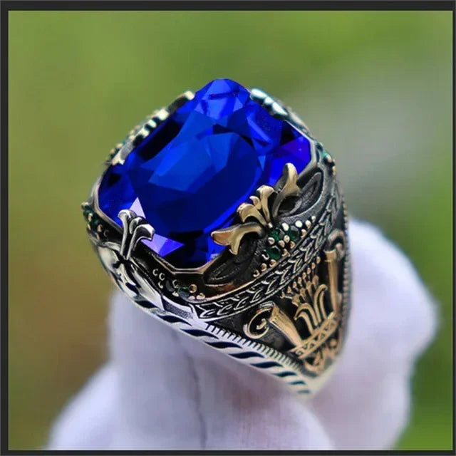 Men’s Luxury Emerald Inlaid Ring – Retro Domineering Style Party Jewelry
