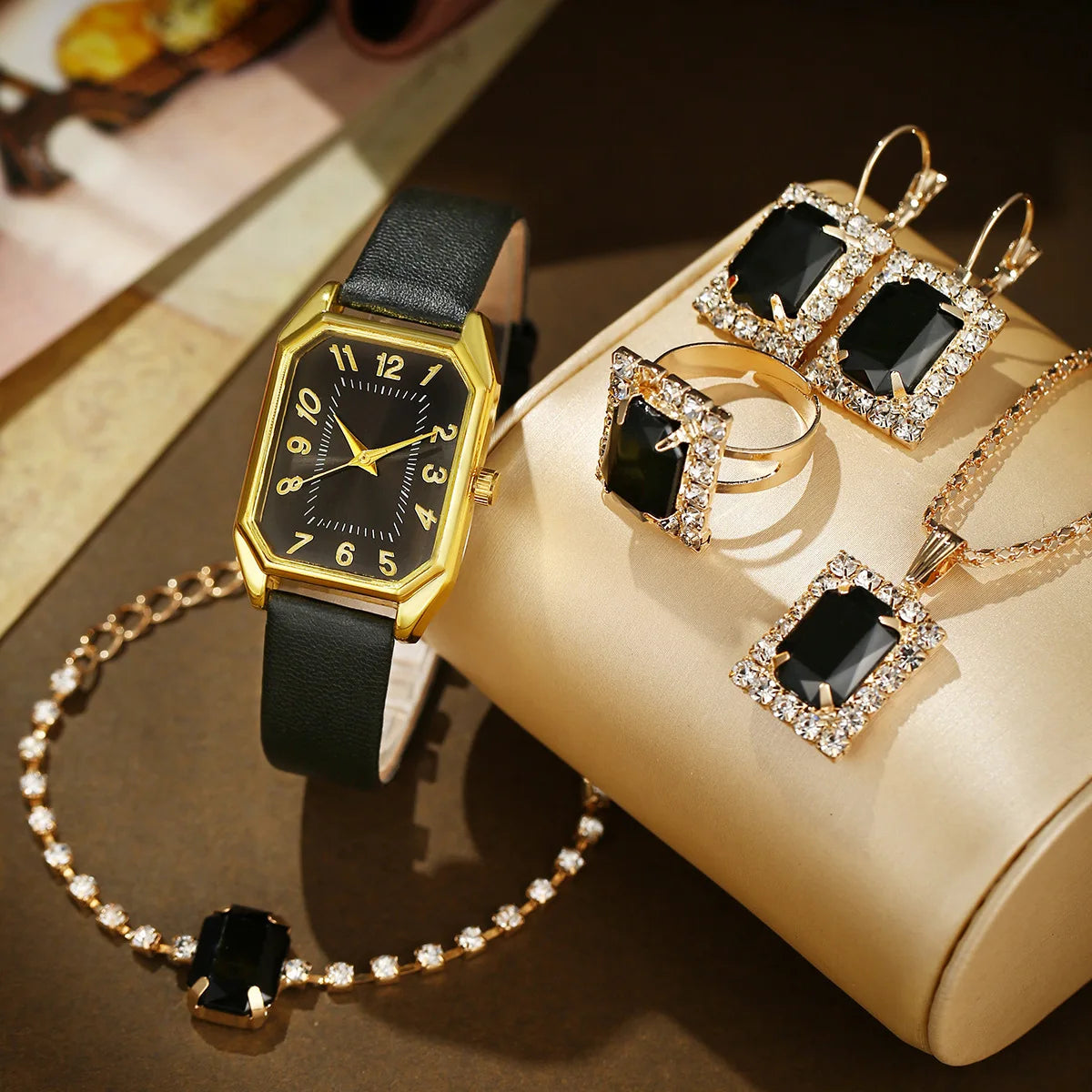 Luxury Square Women's Watch & Jewelry Set – Classic Quartz Design