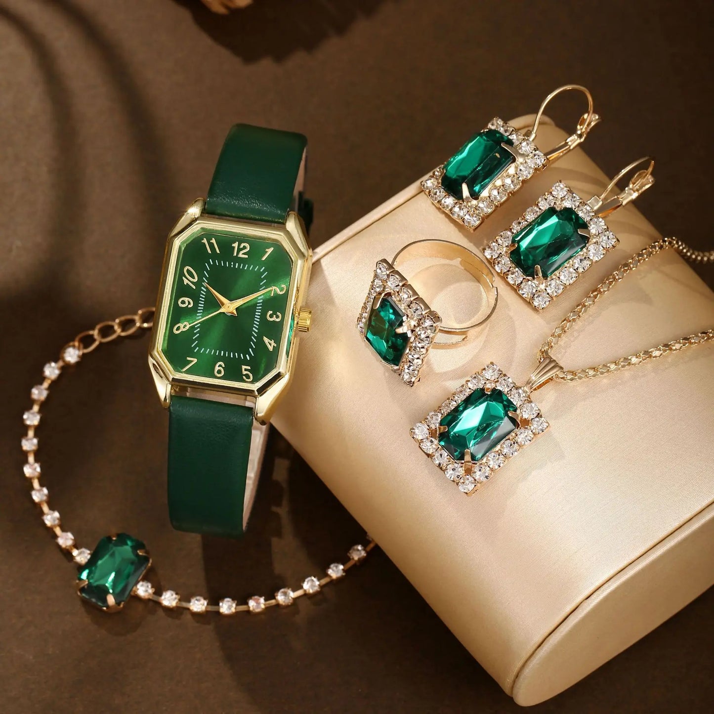 Luxury Square Women's Watch & Jewelry Set – Classic Quartz Design